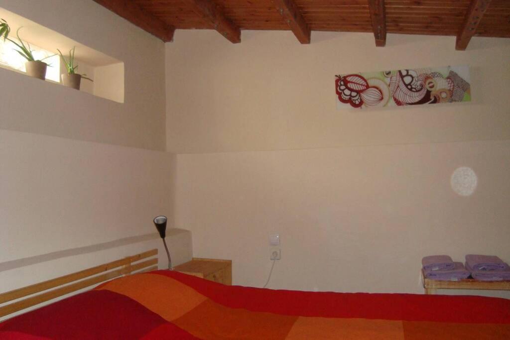 Traditional Studio Apt Central Atene Esterno foto